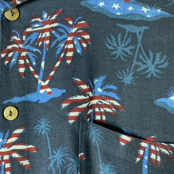 Blue Sky Men’s Fireworks Button Down Shirt size Medium Pre-owned - Picture 3 of 9